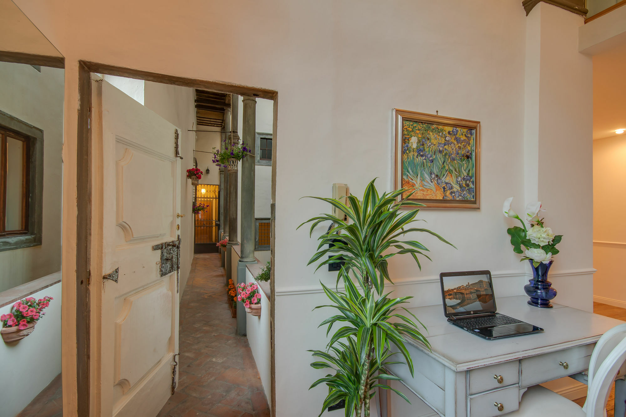 Residenza D'Epoca Borgo Albizi Hotel Florence Luaran gambar